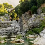 Casalcelso Con Giardino Фоссомброне